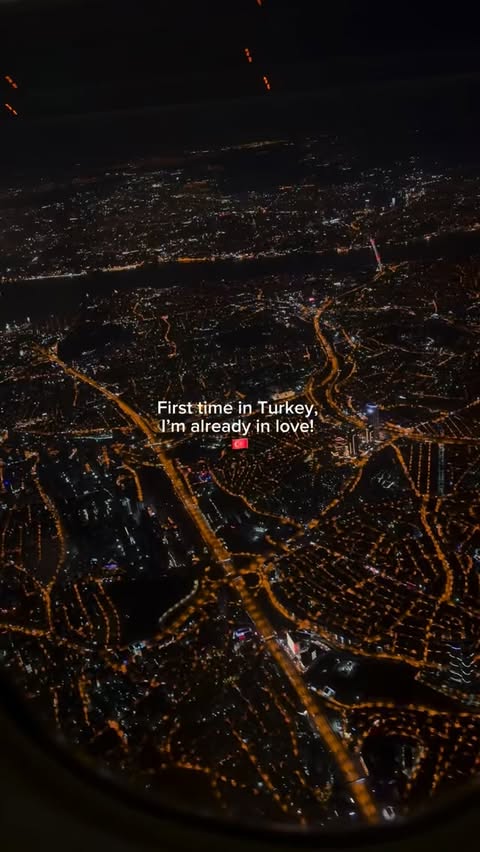 Instagram post by @koy__anna for Turkish Airlines. Caption reads: Let’s go girls ! ✈️#istanbul #turkish....