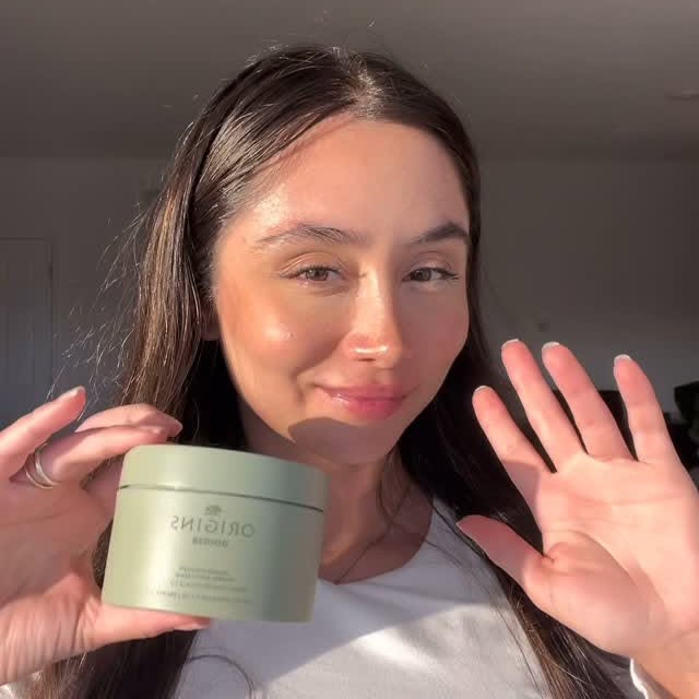 Instagram post by @meysafindings for ORIGINS. Caption reads: Look at my body cream!! Its super glowy I love....