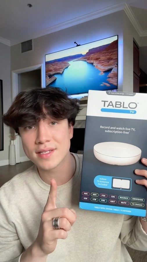 Instagram post by @sadowski for TabloTV. Caption reads: [...] use my code JOSHSADOWSKI for 10% off.....