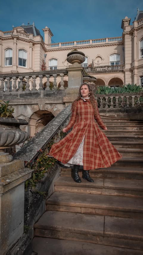 Instagram post by @hercountryliving for Son de Flor. Caption reads: [...] new collection in collaboration with....