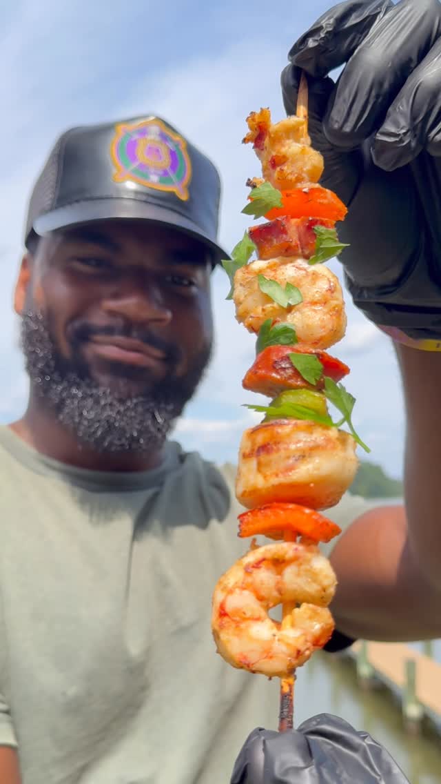 Instagram post by @grubwithjus for Harris Teeter. Caption reads: It’s time to fire up the grill for Labor Day and....