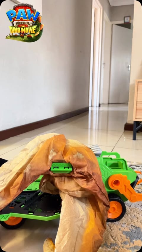 Instagram post by @fitnessmpanda for Prima Toys. Caption reads: [...] Toys R Us, Takealot & Amazon.co.za.....
