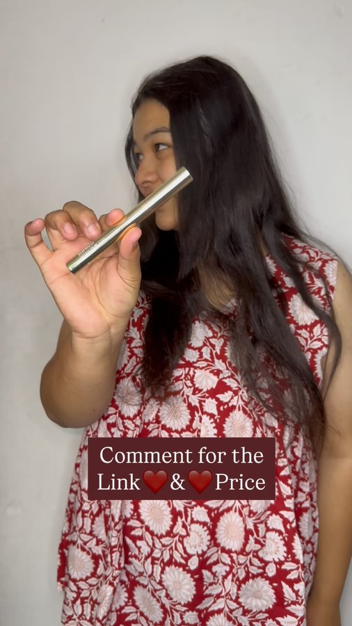 Instagram post by @kritisinghhh2713 for MyGlamm. Caption reads: #Ad
Achieve picture perfect April Glamm with....