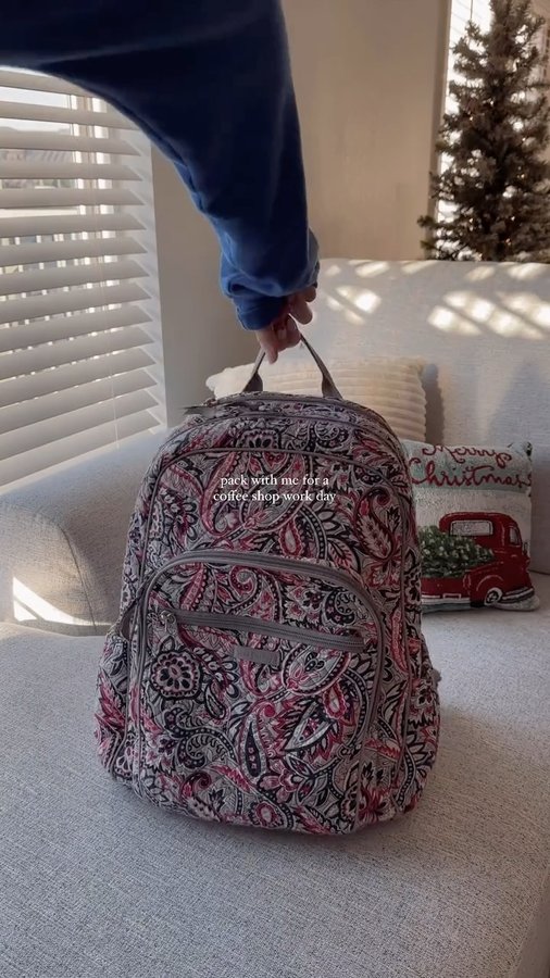 Instagram post by @biblewithbek for Mr. Pen. Caption reads: new year planning + spring semester....