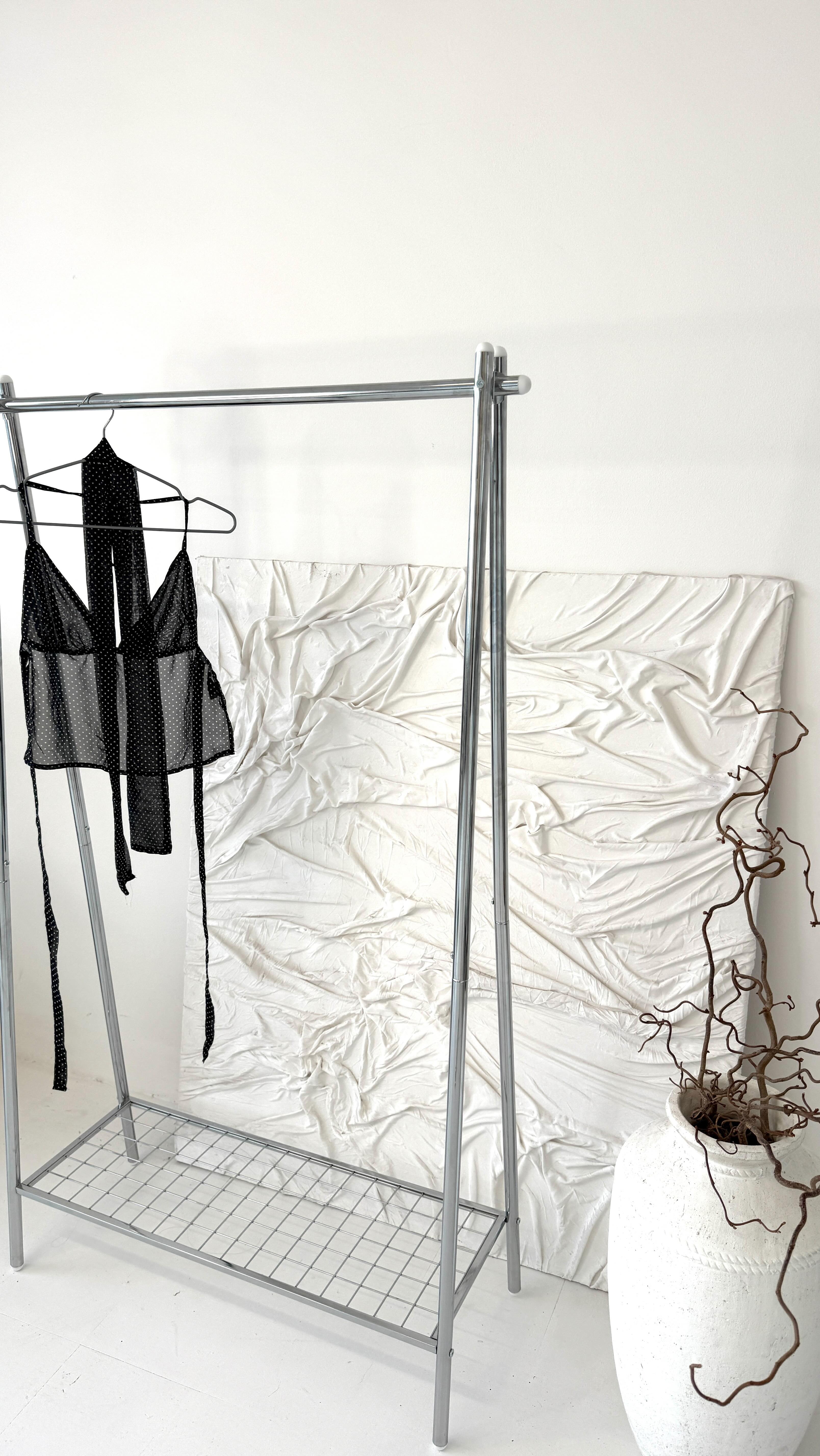 Instagram post by @rachelstottxxo for Hiccup. Caption reads: [...] with this blouse & scarf wow from....