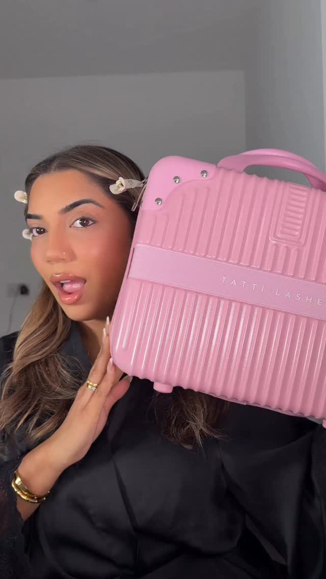 Instagram post by @kajalxo for TATTI LASHES. Caption reads: a vanity case full of lashes for over 50% off?!....
