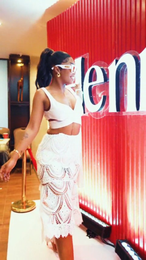 Instagram post by @_the_ghetto_princess for Hennessy. Caption reads: Red Cups. Red Carpet. Red Energy 🔥

....