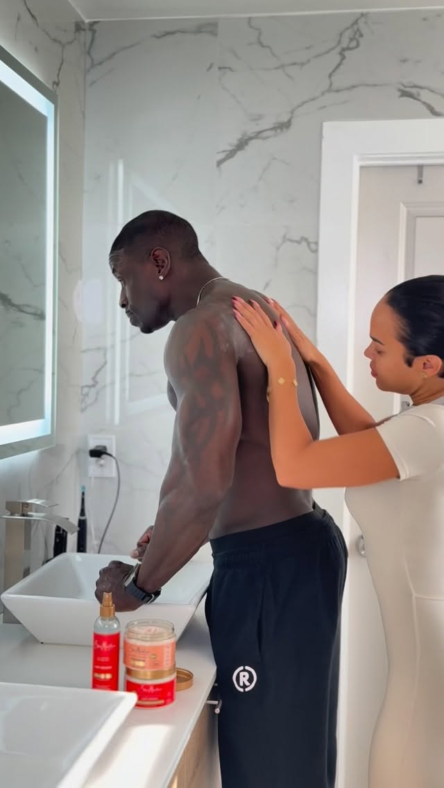 Instagram post by @leticiamariegardner for Sheamoisture. Caption reads: Taking care of my family always. From lotion-ing....