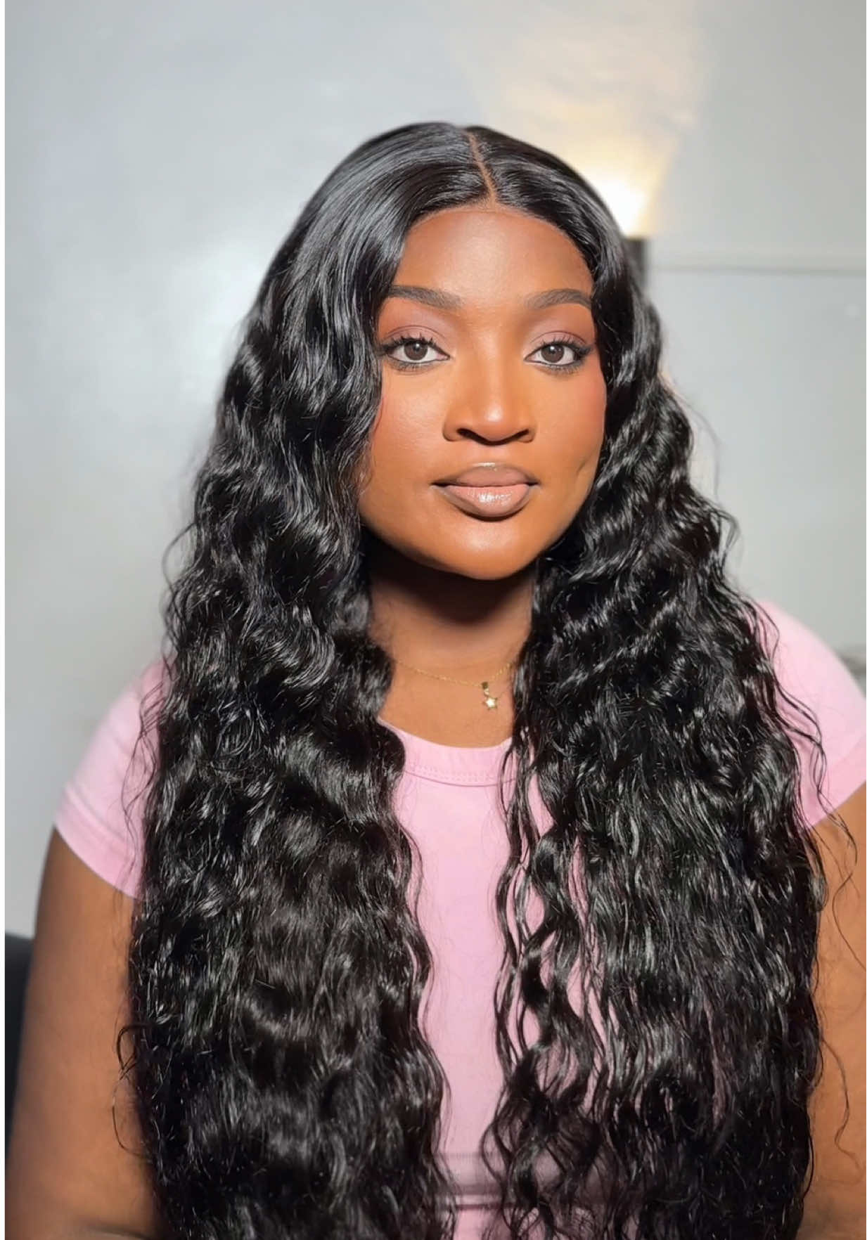 TikTok post by @oreoluwa_sa for Eullair. Caption reads: $199 get 30inch eullair 30inch 9x6 glueless....