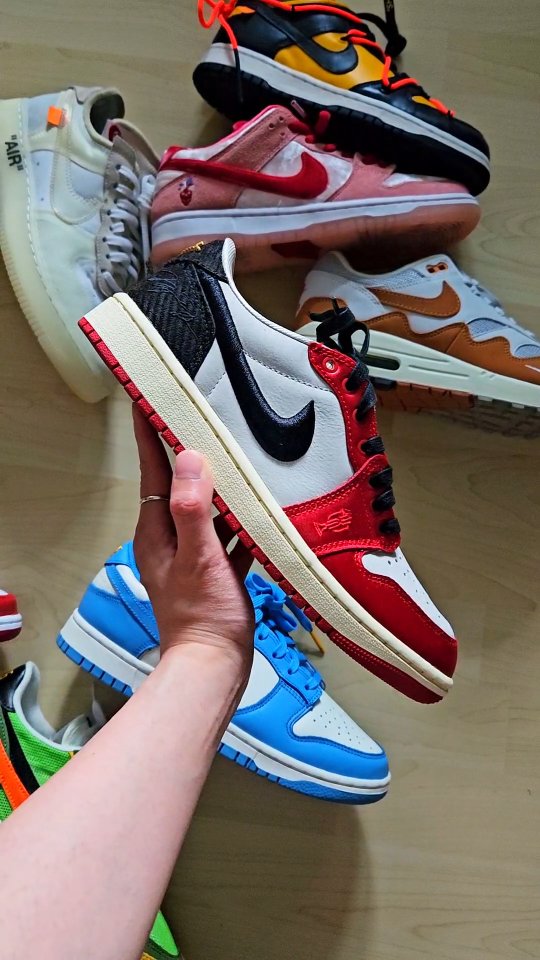 Instagram post by @thaomymignon for Nice Kicks. Caption reads: 🌞 Sneaker....