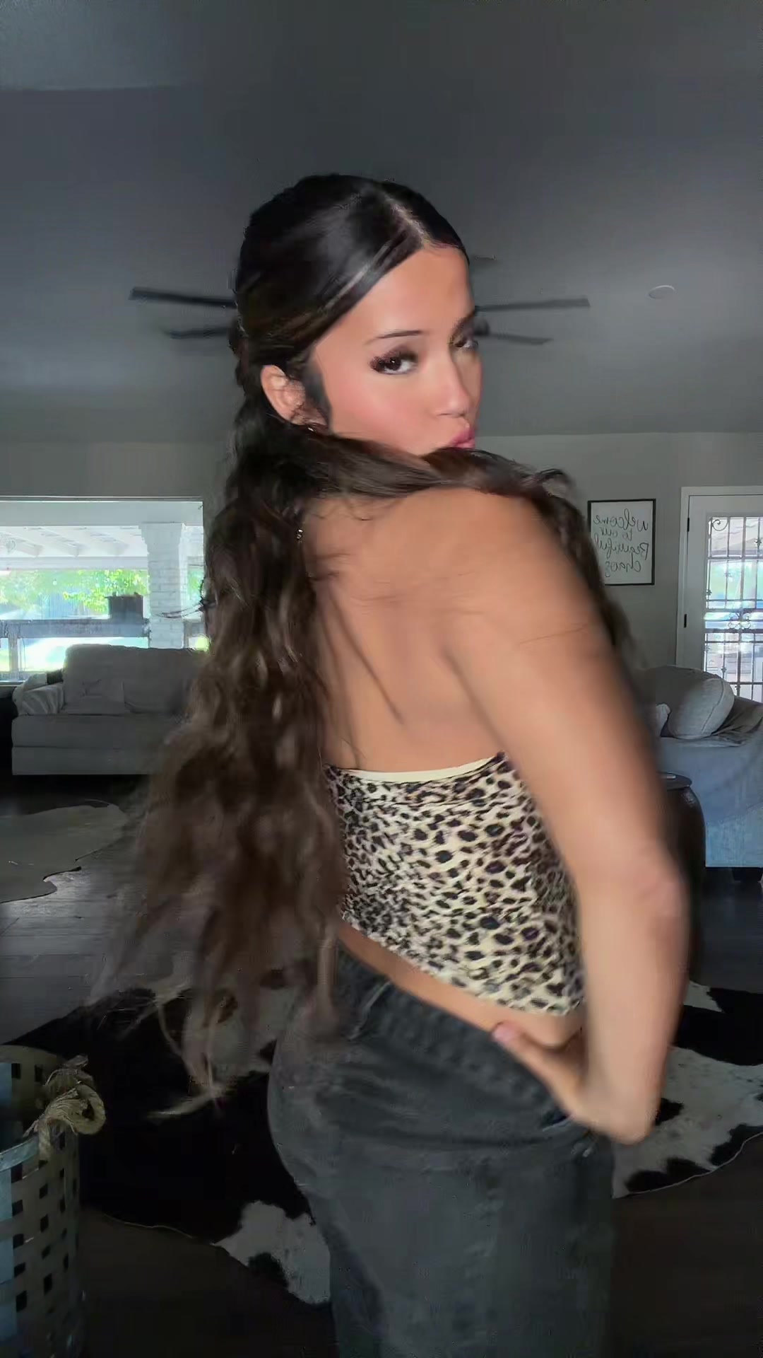 TikTok post by @lilly._foster23 for SUUKSESS. Caption reads: Top from @SUUKSESS jeans from @MOTEL hair....