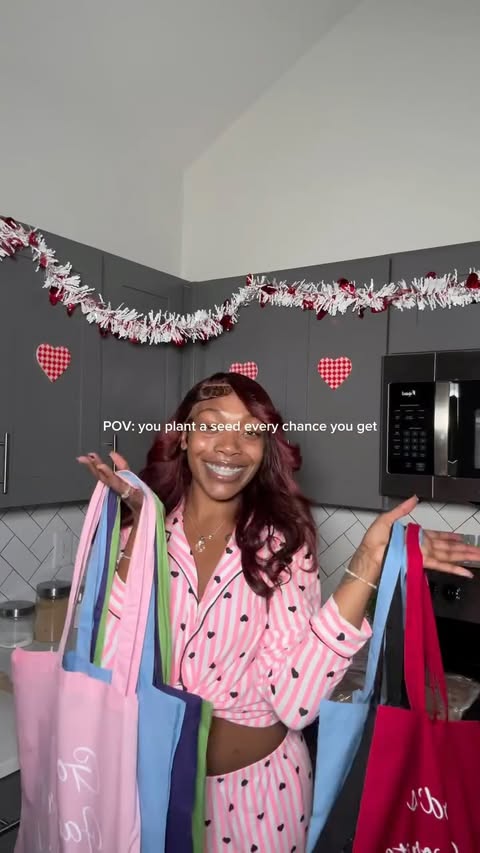 Instagram post by @amourkl for Streetshirts. Caption reads: [...] Use code: “AMOURKL” for $ off your....
