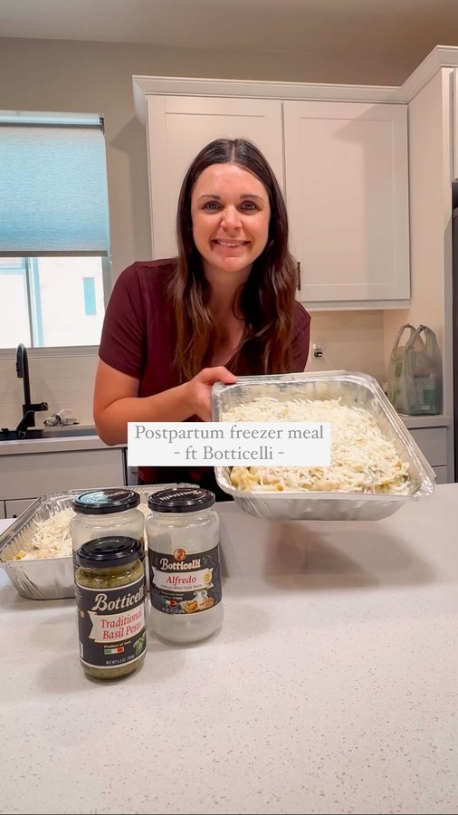 Instagram post by @theallaroundmama for Botticelli Foods. Caption reads: Prepping for baby’s arrival with the easiest....