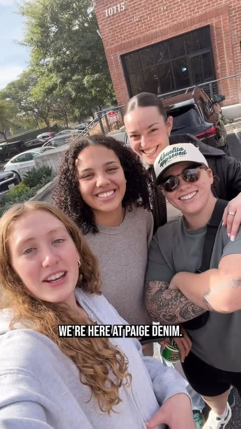 Instagram post by @giannakneepkens for Paige. Caption reads: Shopping day, best day 🛍️ @paige #PaigePartner.