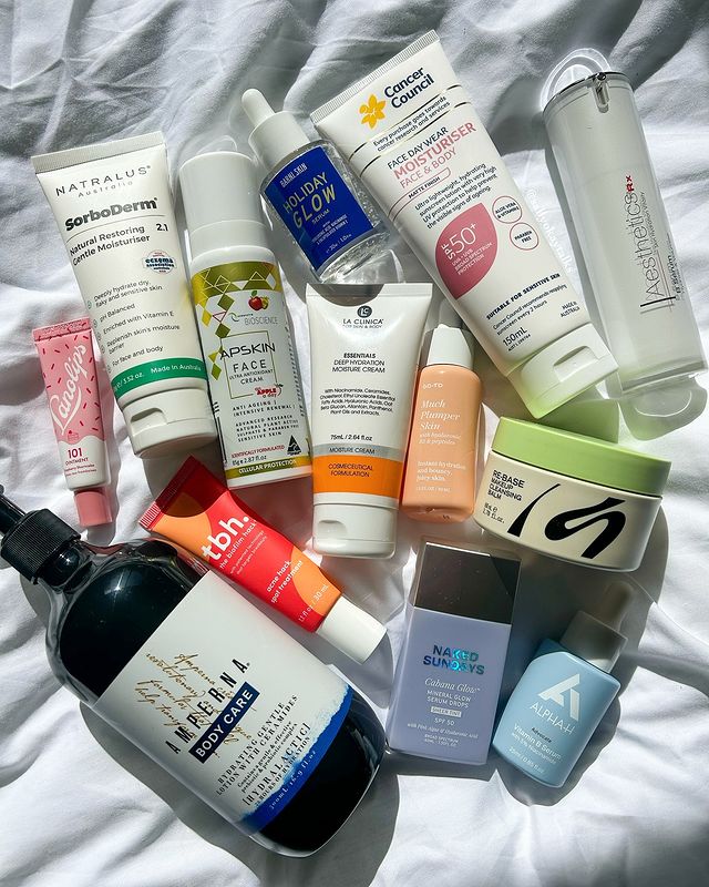 Instagram post by @sallyokaytalks for Amperna. Caption reads: I come from the land down under! 🇦🇺

Australian....