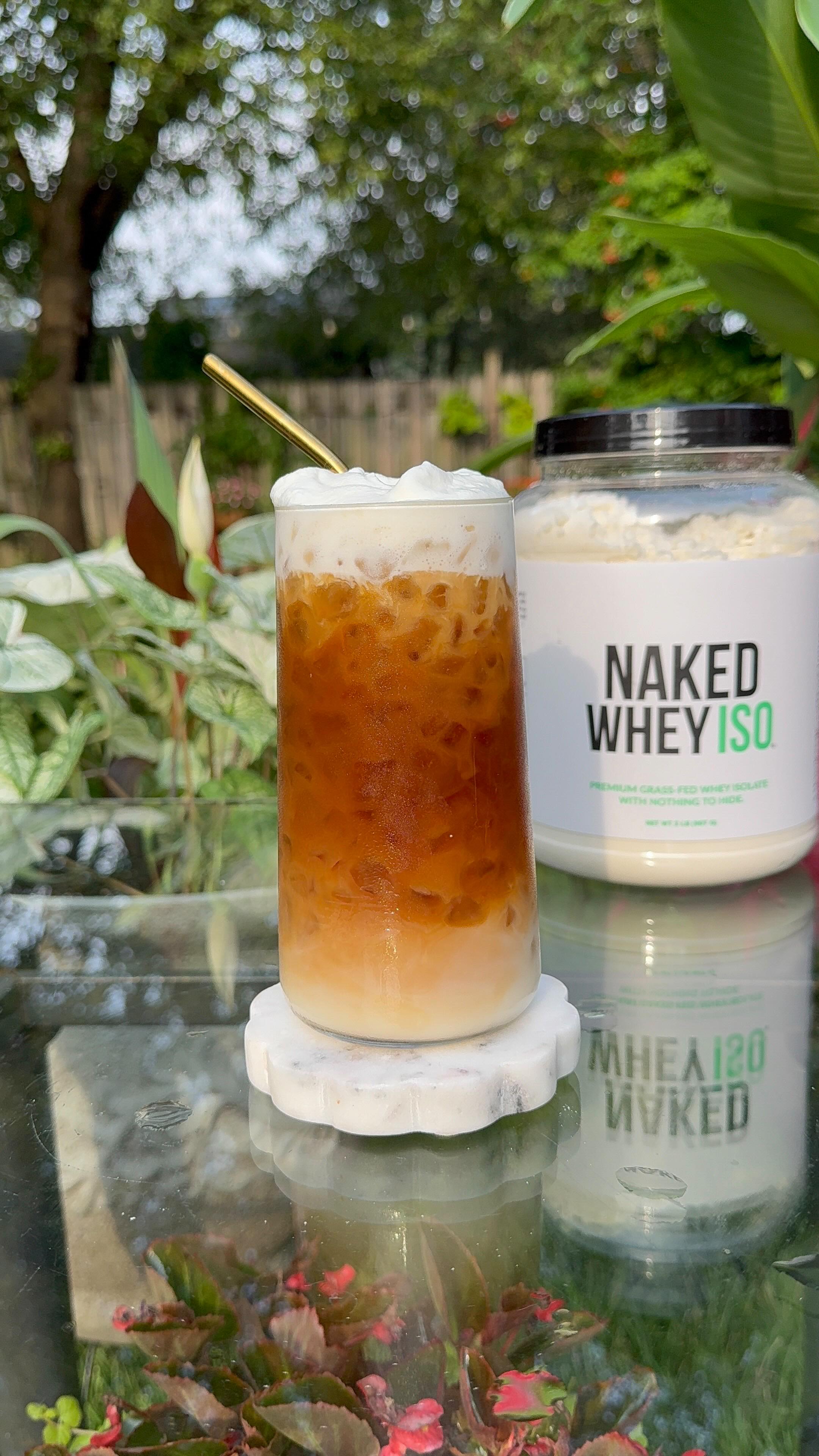 Instagram post by @lifestylebyanju for NAKED nutrition. Caption reads: [...] scoop Naked Whey Iso @nakednutrition 
¾ cup....