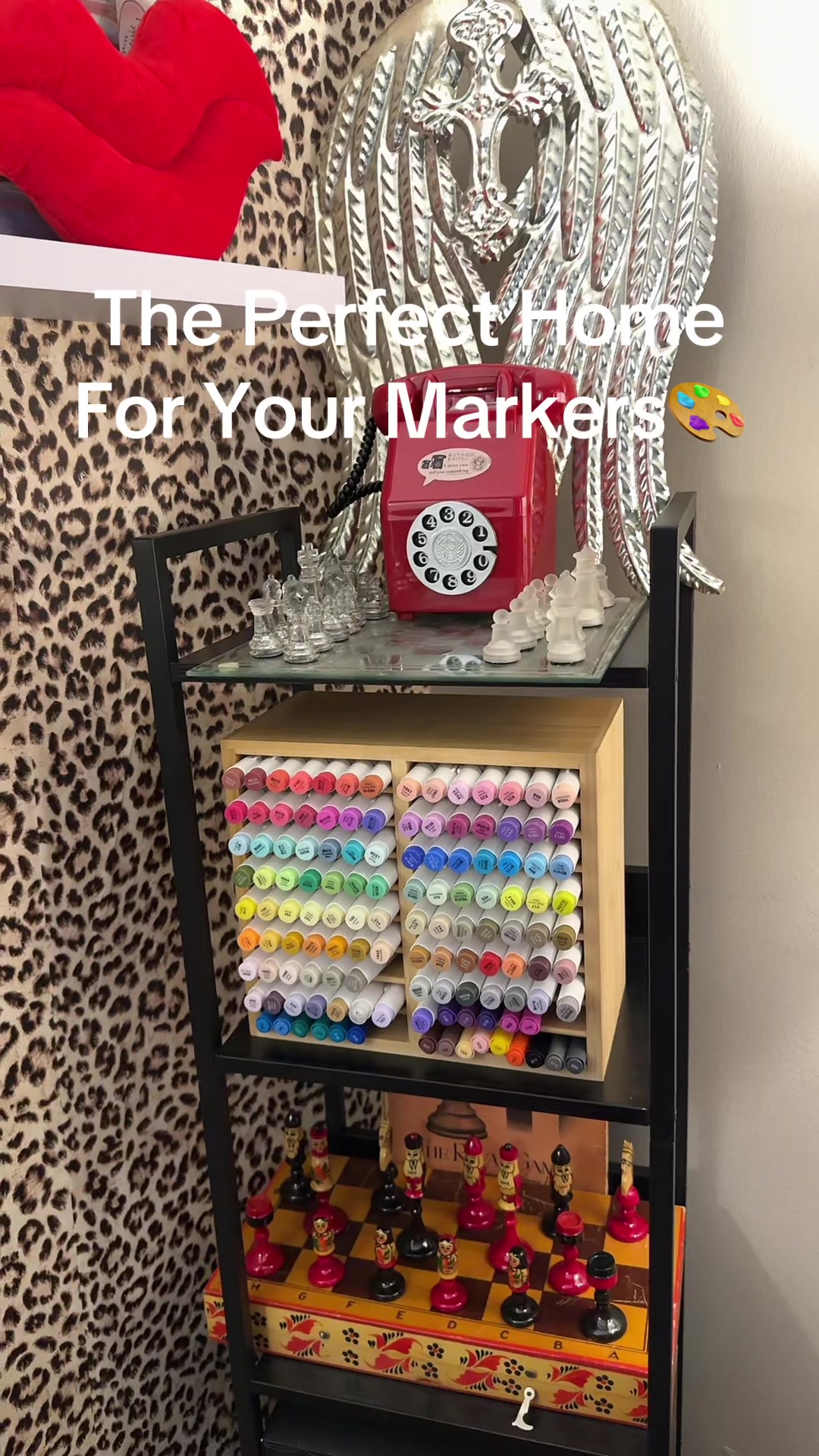 TikTok post by @crafticarli for Ohuhu. Caption reads: [...] this will just make life easier!😭🎨....