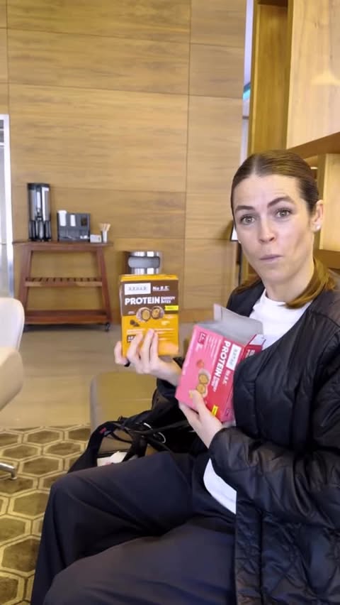 Instagram post by @kelleyohara for RXBAR. Caption reads: #RXBARPartner Might have lost my voice but we kept....