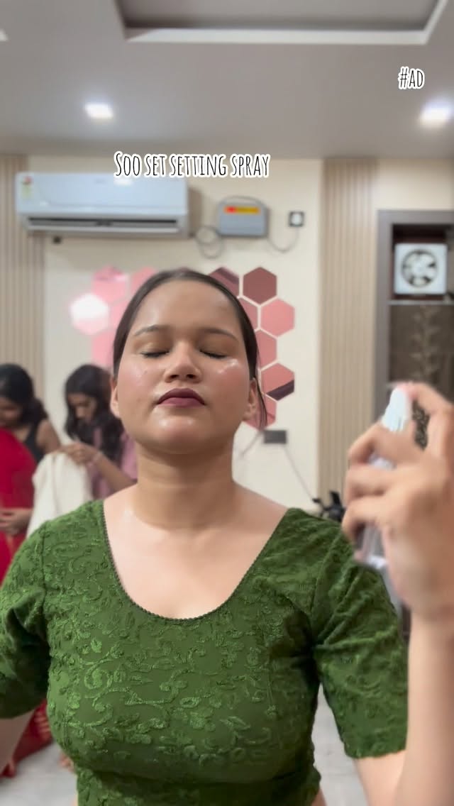 Instagram post by @pandey_khushi2611 for Purplle. Caption reads: #ad 
 
Products available on @mynykaa @myntra....