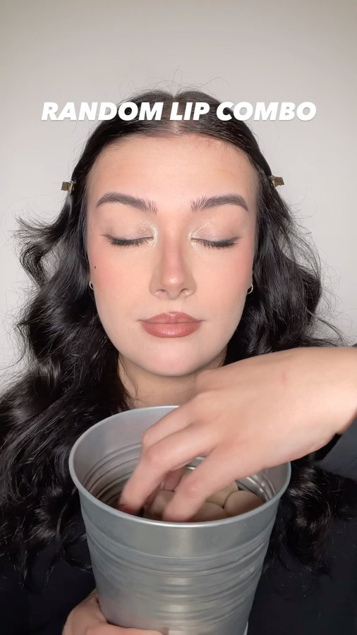 Instagram post by @aliceroseglam for Overskin. Caption reads: RANDOM LIPSTICK COMBO💄
obsessed with this....