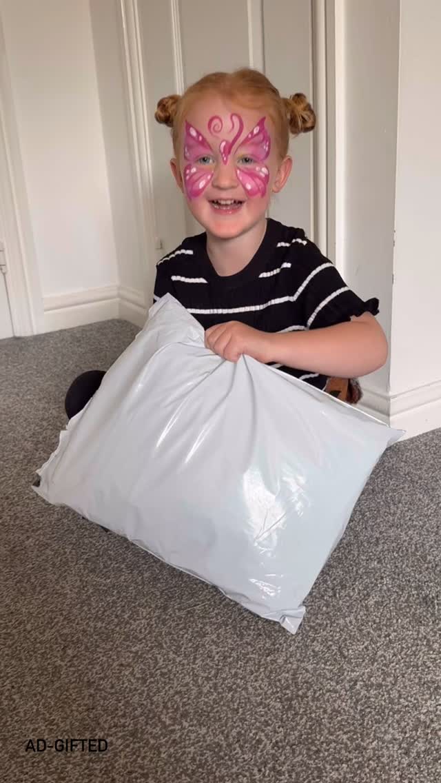 Instagram post by @thecarrsontheroad for Toddla. Caption reads: [...] lucky enough to be gifted the amazing....