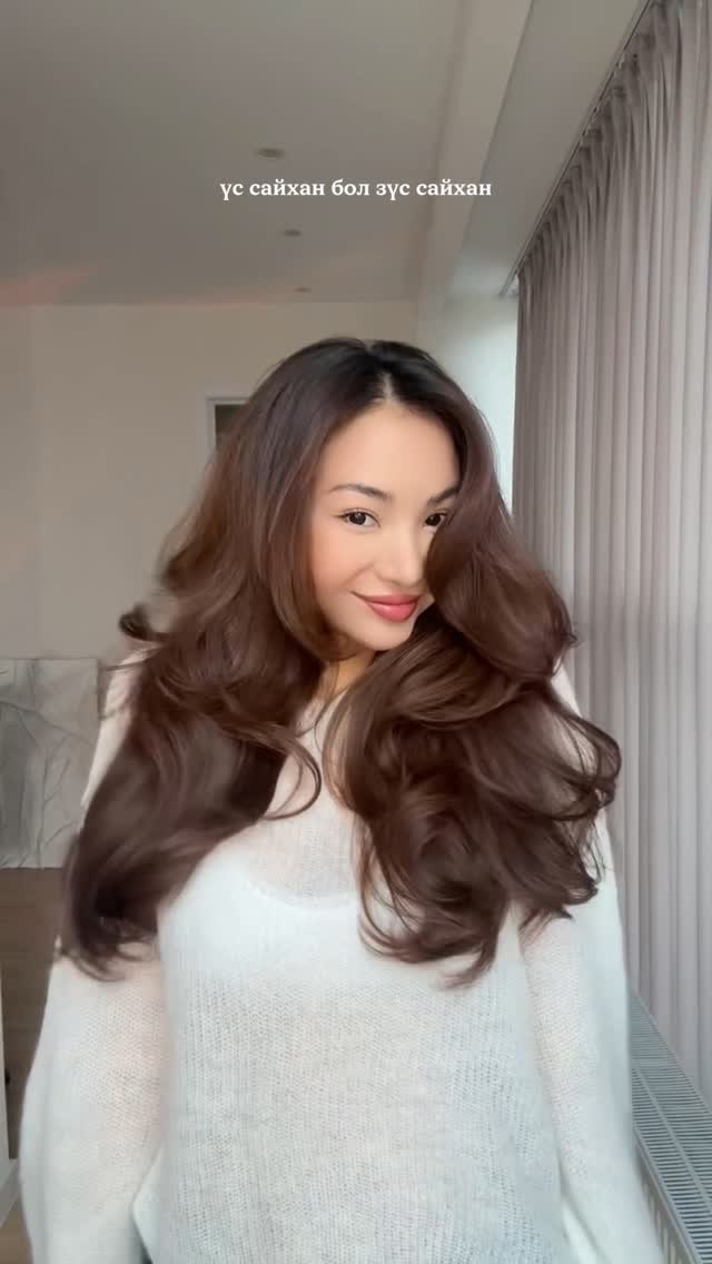 Instagram post by @misslgold for NIOXIN. Caption reads: Healthy scalp = healthy hair🤍 @nioxin_mongolia.