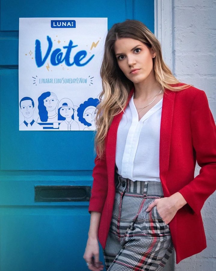 Instagram post by @jennystumme for LUNA Bar. Caption reads: No matter what political party you identify with,....