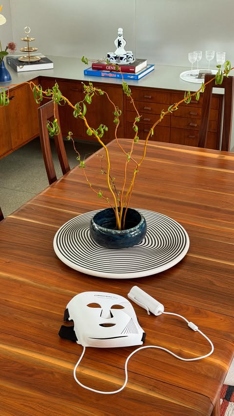 Instagram post by @alexandrapueyo for currentbody. Caption reads: [...] actually crazy !! I’ve been using my....