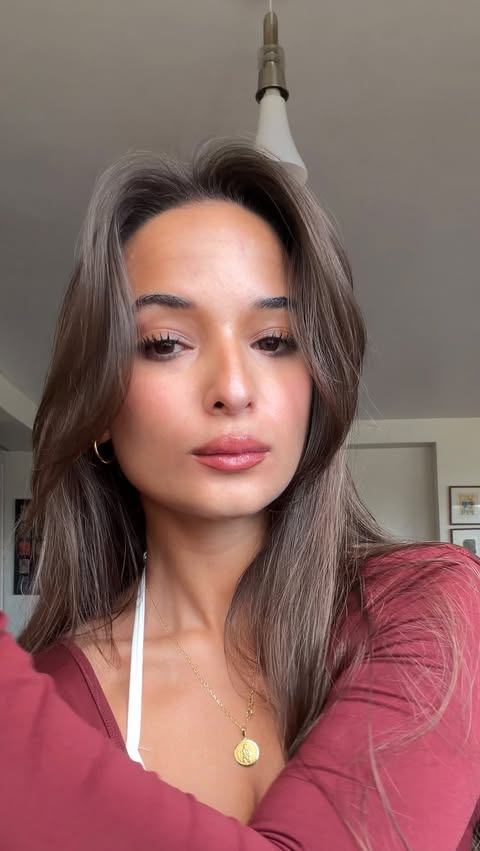 Instagram post by @mariavictoriatg for Teveo. Caption reads: I had to do this transition bc I’m obsessedd....