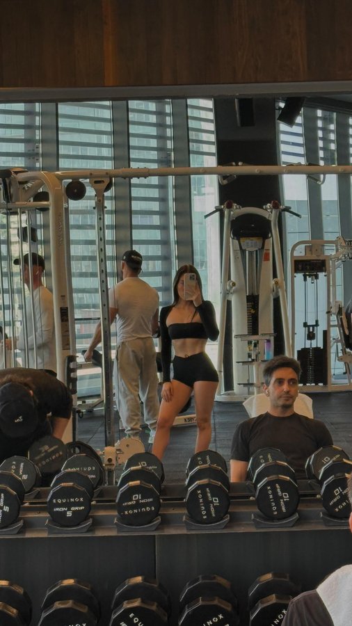 Instagram post by @kaylin_mally for Chomps. Caption reads: [...] watch your life change! In love with @chomps....