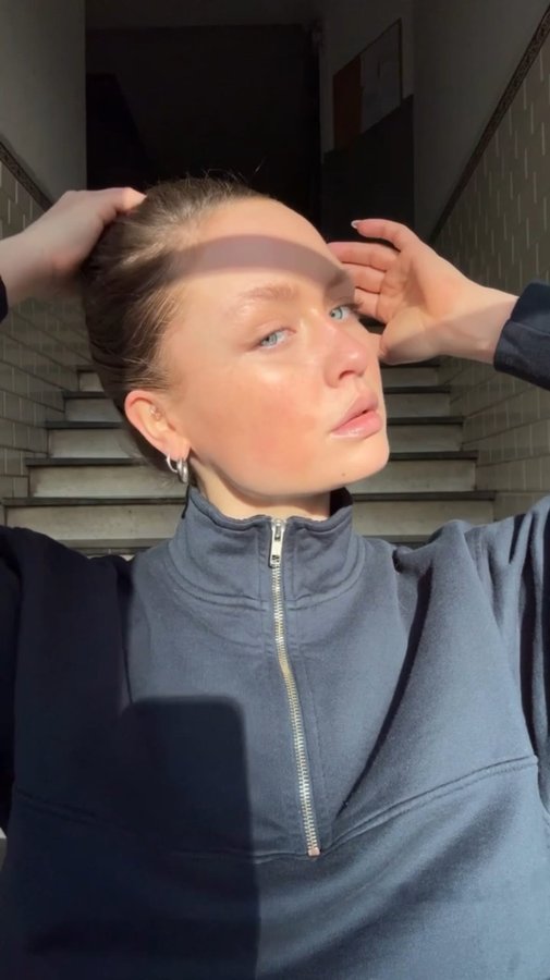 Instagram post by @elisa.mussul for Colorful Standard. Caption reads: staple favorites on repeat🤞🏼 @colorfulstandard.