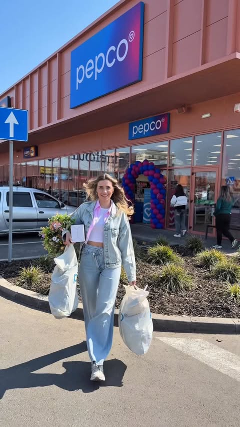 Instagram post by @andreeaologeanu for Pepco. Caption reads: S-a deschis un nou magazin Pepco in Ploiesti, la....