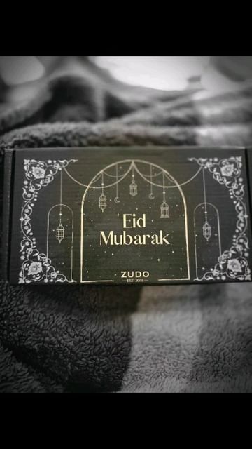 Instagram post by @utterlysisterly for ZUDO. Caption reads: [...] because I have amazing news for you! 

@zudo.