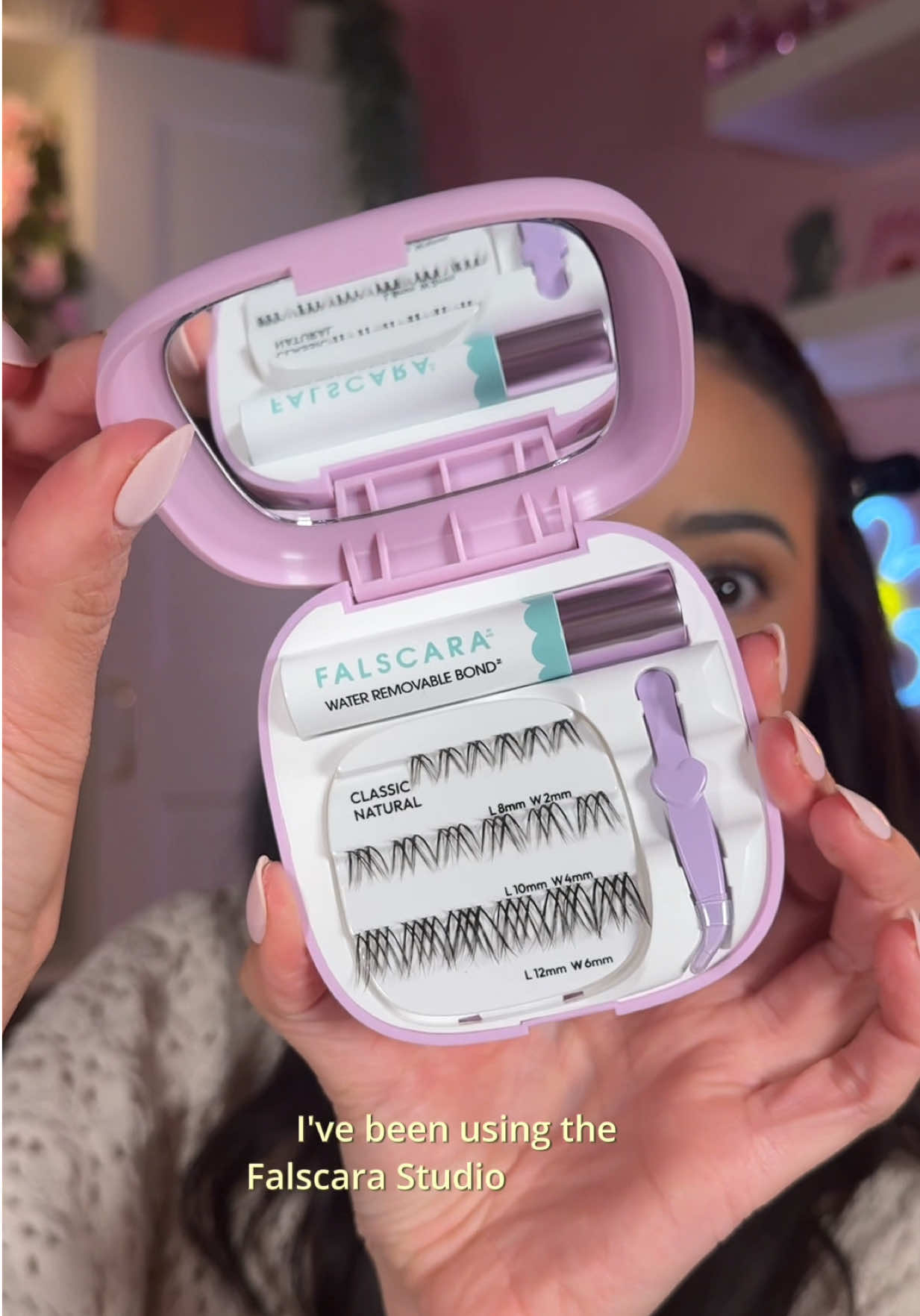 TikTok post by @giseleayora for Falscara. Caption reads: @Falscara new studio mix minis are my new fav😍....