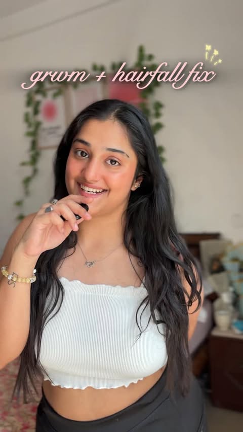 Instagram post by @_shivika_arora for Brillare. Caption reads: [...] rosemary oil shots made it simple 💗....