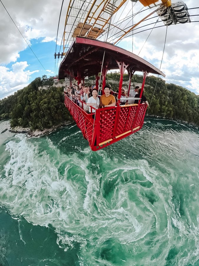 Instagram post by @goingawesomeplaces for Destination Ontario. Caption reads: NIAGARA FALLS IN 📸 // The best of Niagara Parks....