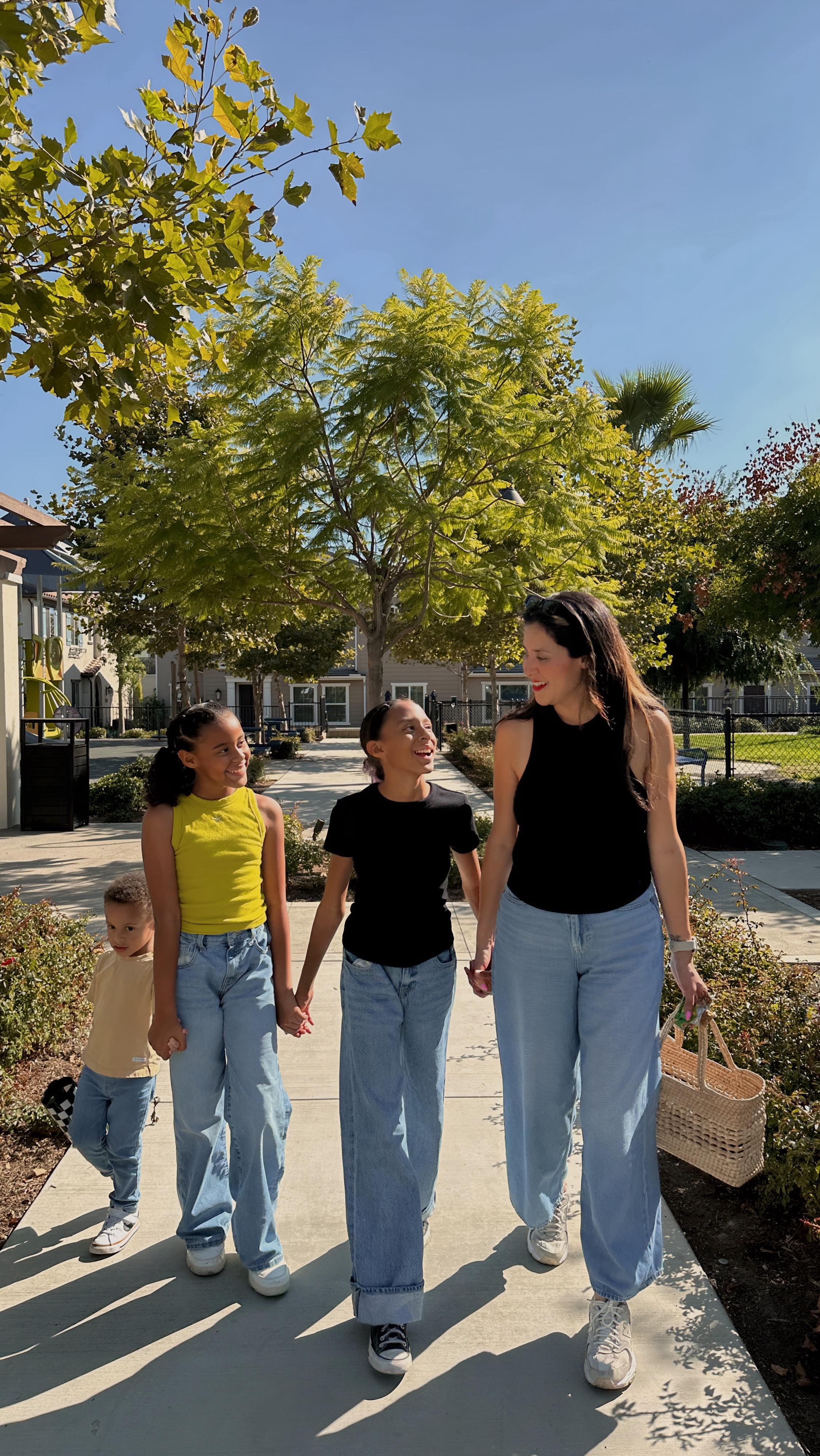 Instagram post by @jetplanemommy for Nature Valley. Caption reads: Park days like this are my favorite 💚 We spread....