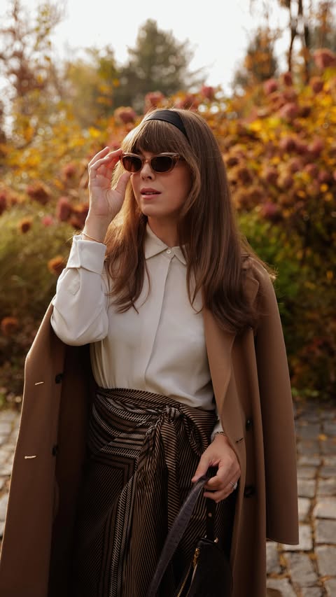 Instagram post by @jennycipoletti for Shopify. Caption reads: [...] We have a game changer on our hands.....