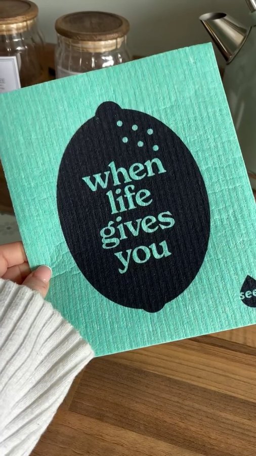 Instagram post by @insidejadesworld.x for Theseepcompany. Caption reads: [...] today🧼 📦 
These products are from....