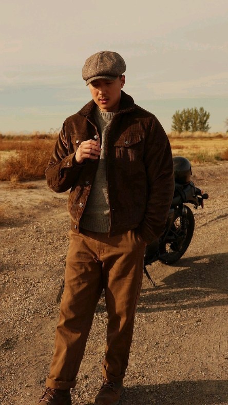 Instagram post by @hyu.nw for Bespoke Post. Caption reads: Our friends at @bespokepost sent over a few pieces....