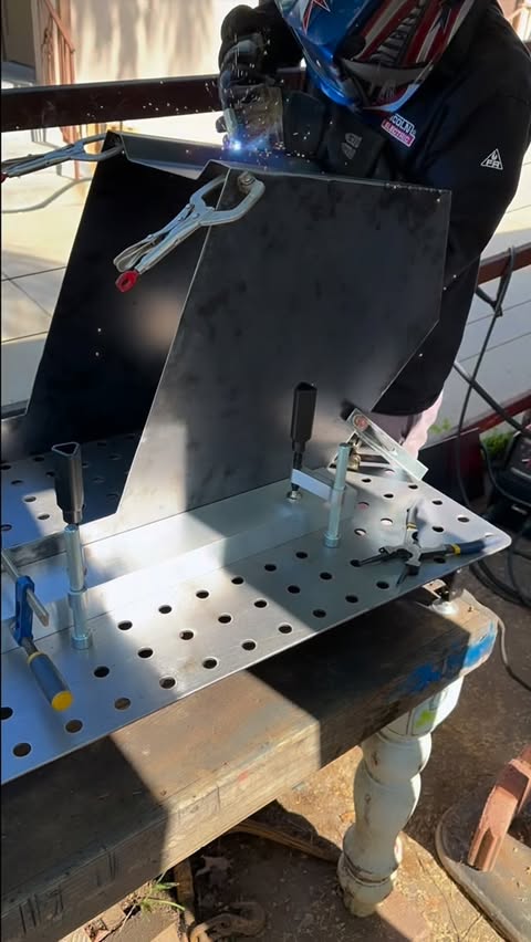 Instagram post by @bhoodfab for Lincoln Electric. Caption reads: [...] #metalshaping101 #instagood....