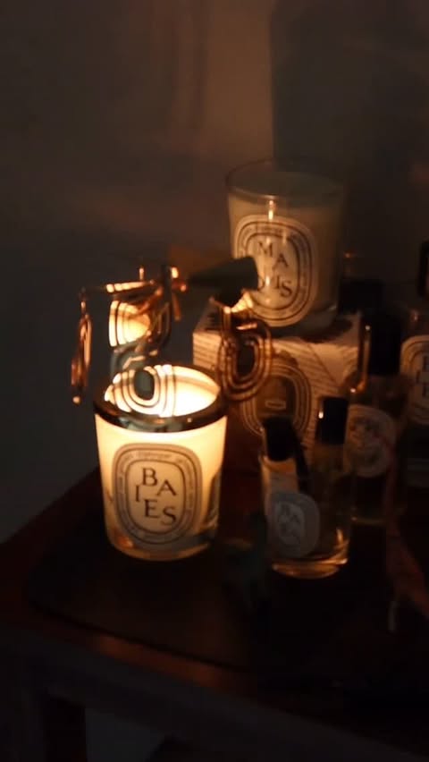 Instagram post by @______839048 for Diptyque. Caption reads: @diptyque 
🎄🕯️✨✨✨.