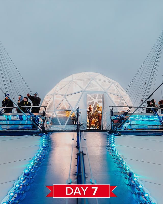 Instagram post by @upattheo2 for VISIT LONDON. Caption reads: [...] Globe climb 🎅 How to enter? Follow....