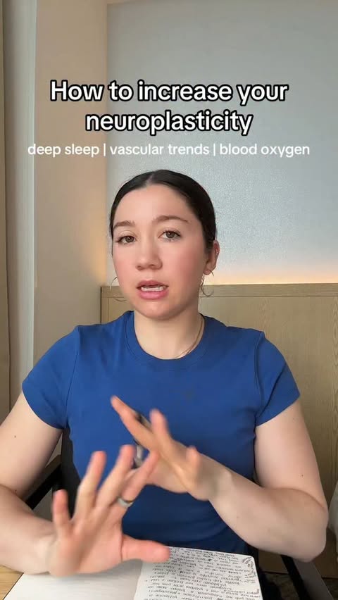 Instagram post by @hannahlpalomino for RingConn. Caption reads: [...] 🧠 Link in my bio to learn more!!....