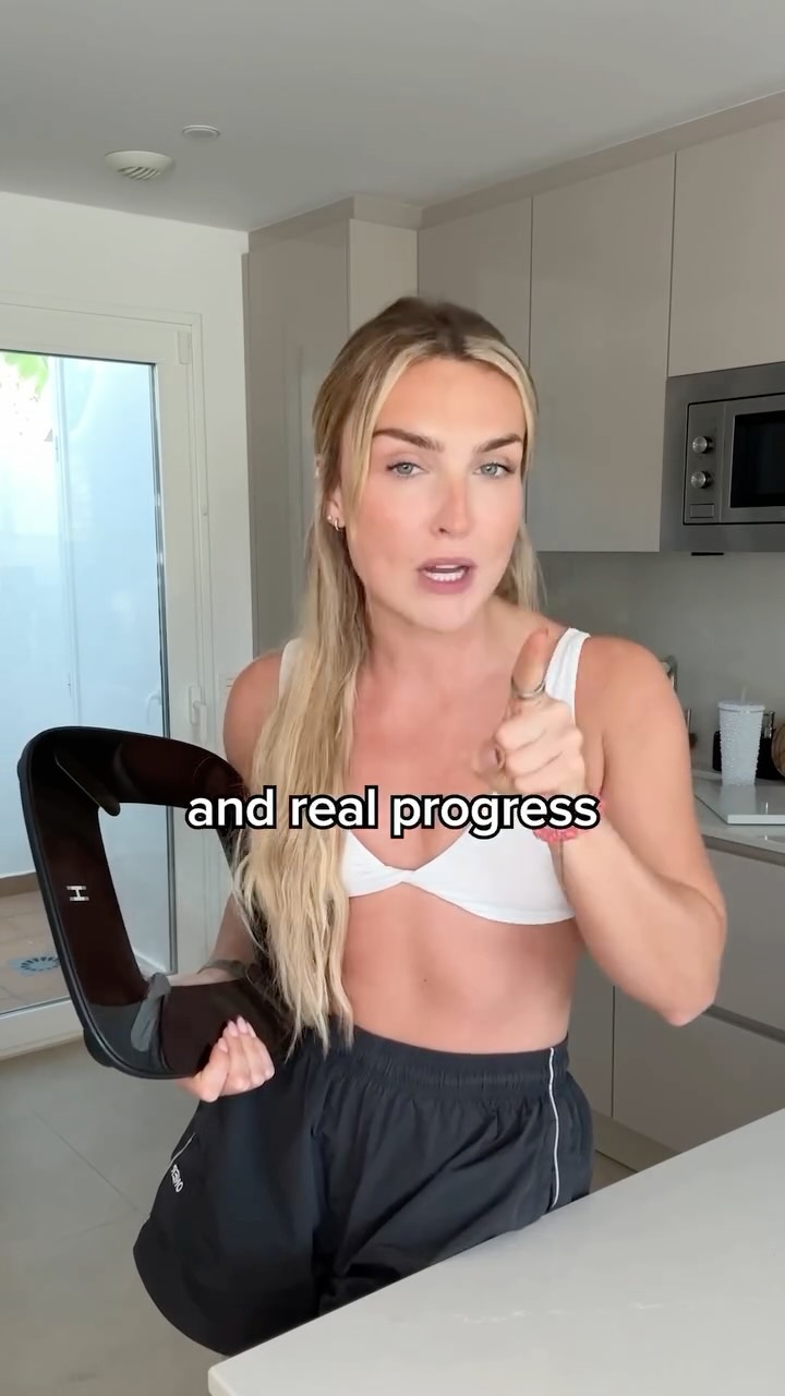 Instagram post by @sarahcattersoncoaching for Homedics. Caption reads: Why weighing yourself once a week could be holding....