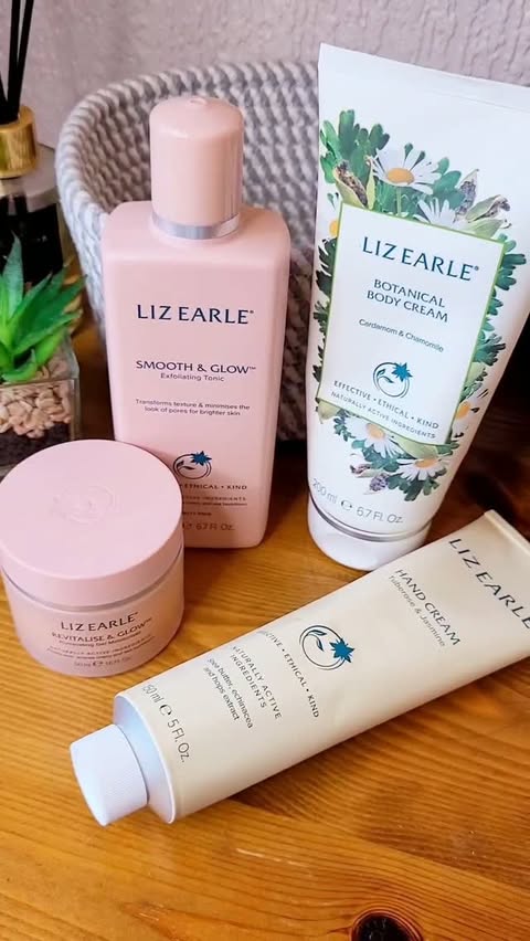 Instagram post by @ruth.bowes1 for Liz Earle Beauty Co.. Caption reads: [...] bio COMMUNITY-EK27-NBOL-MNSZ-2LK3....