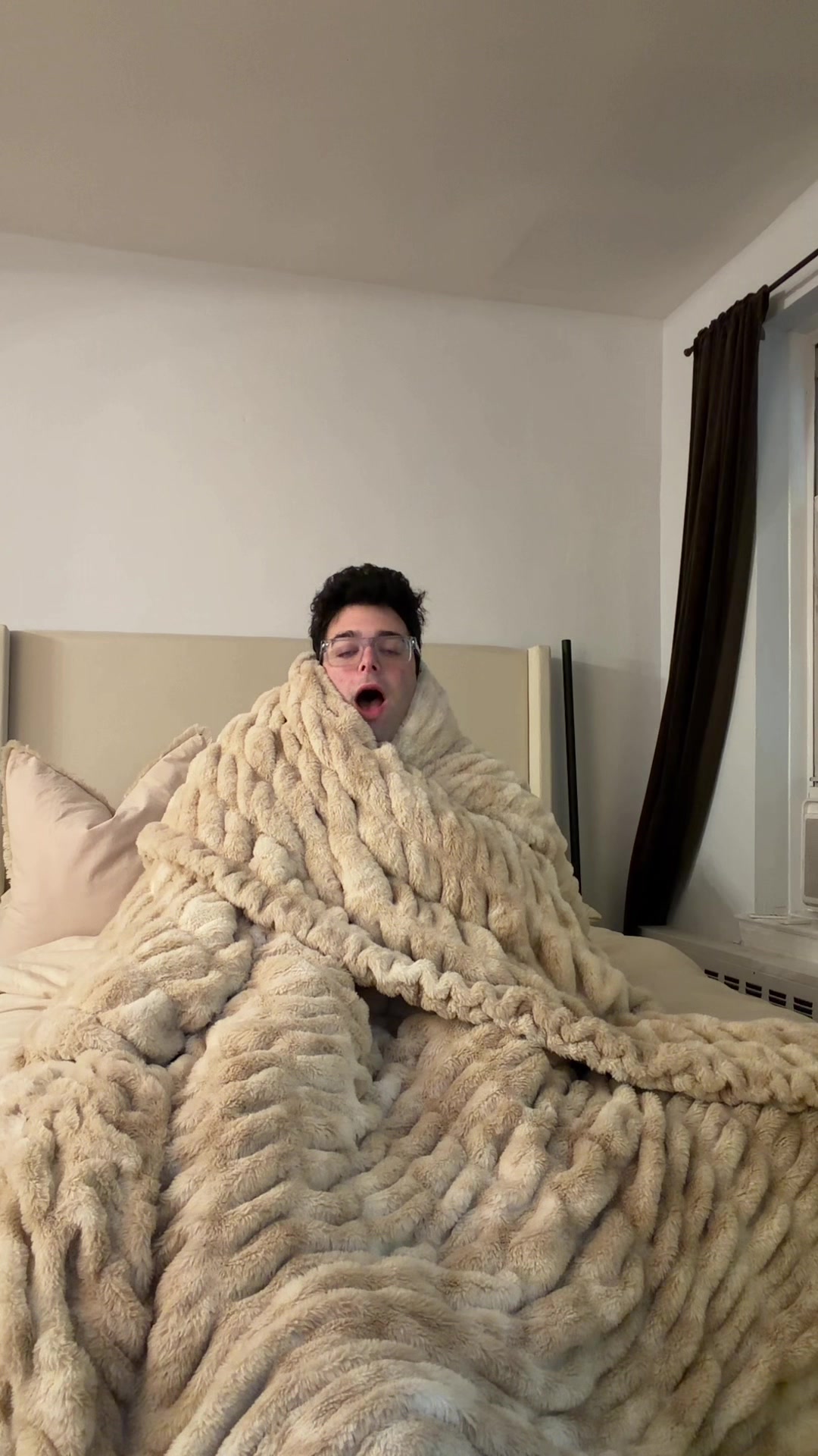 TikTok post by @dylan.kevitch for Lola Blankets. Caption reads: [...] “DYLAN35” and get yourself a LOLA!!....