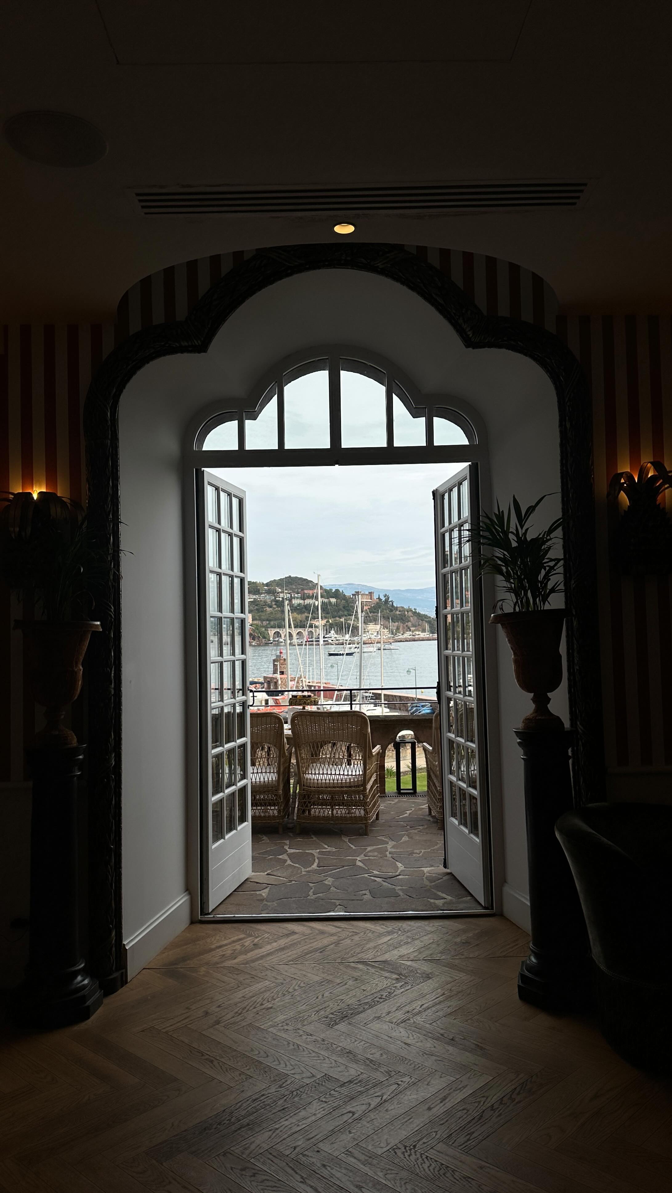 Instagram post by @andreabenhamou for Druni. Caption reads: Cannes days wrapped in my favorite GANT fragrance....