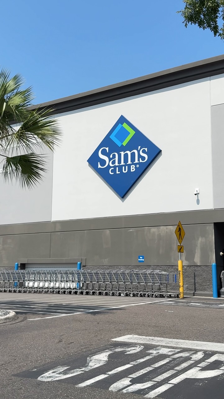 Instagram post by @tinytrendswithtori for Sam’s Club. Caption reads: #SamsPartner Who’s ready for game day 👀🏈 The....