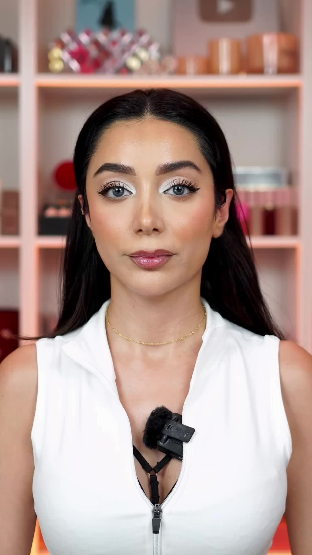 TikTok post by @herosheemaz for ONE SIZE BEAUTY. Caption reads: هر کی بگه چند بار گفتم اعتمادی نیست، جایزه داره.....